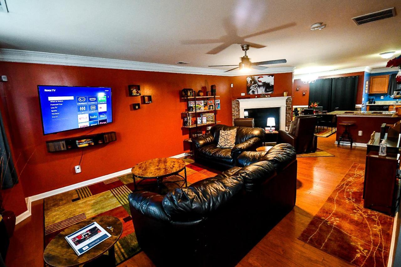 Amazing Large 3 Bed House With King Bed Less Than 10 Miles To Dtwn Atlanta Luaran gambar