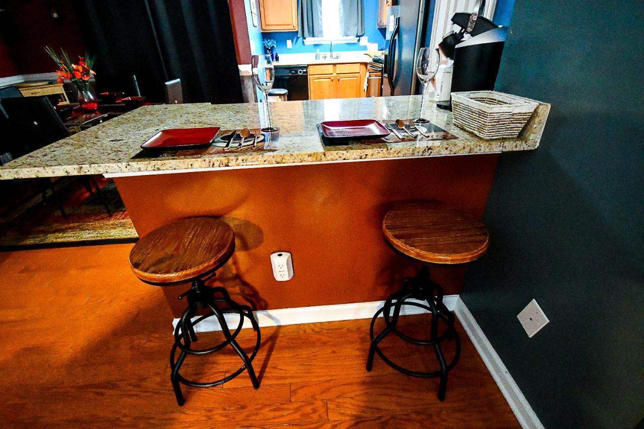 Amazing Large 3 Bed House With King Bed Less Than 10 Miles To Dtwn Atlanta Luaran gambar