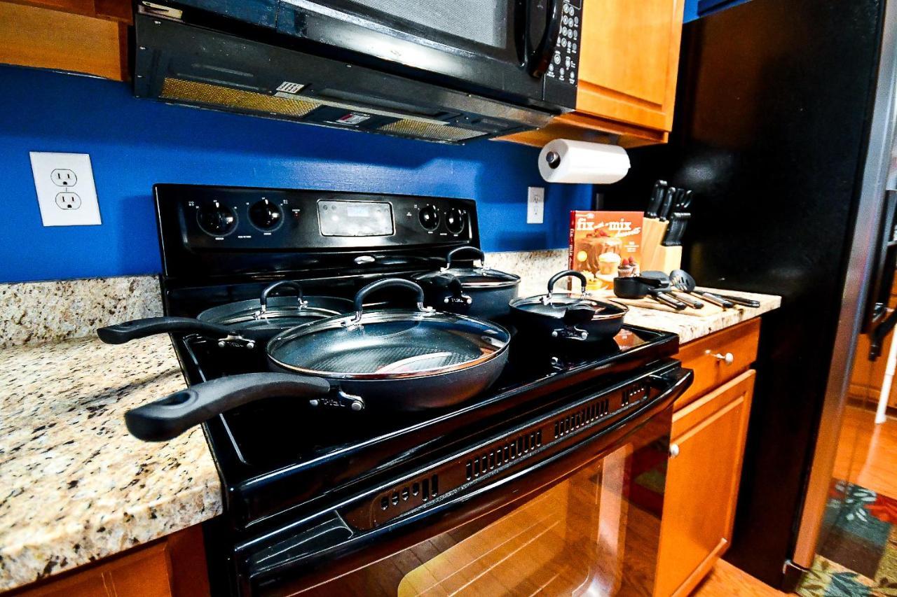 Amazing Large 3 Bed House With King Bed Less Than 10 Miles To Dtwn Atlanta Luaran gambar