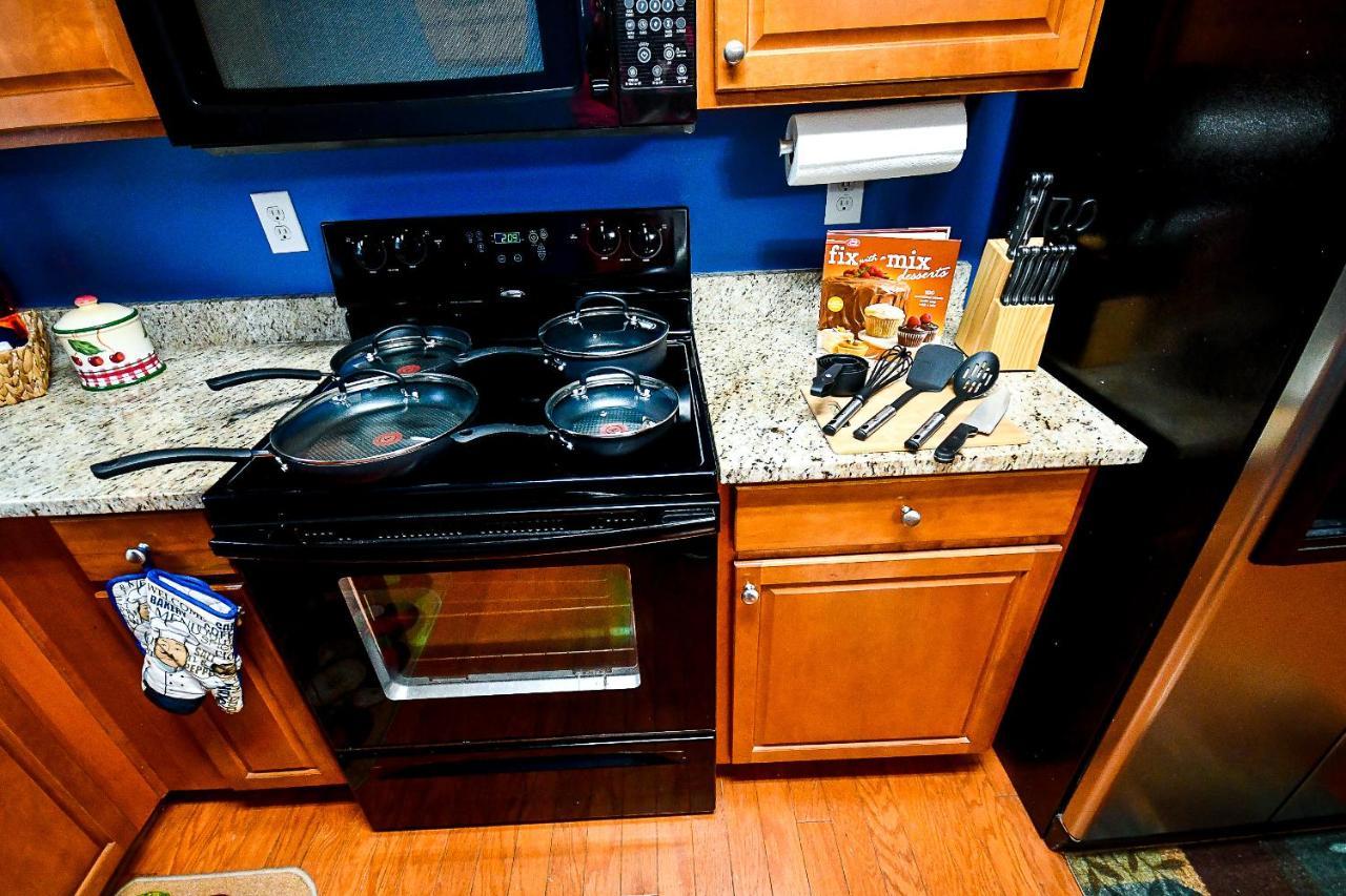Amazing Large 3 Bed House With King Bed Less Than 10 Miles To Dtwn Atlanta Luaran gambar